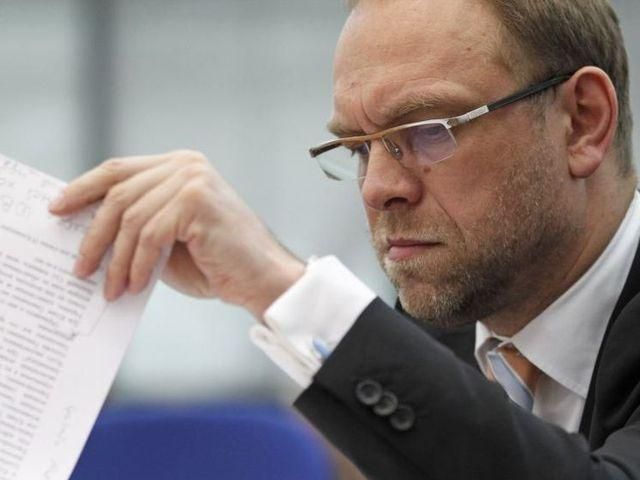 Це — звичайнісінька розправа, — Власенко Це — звичайнісінька розправа, — Власенко