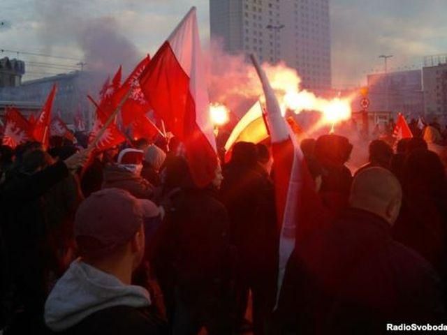 МИД России хочет объяснений от Польши из-за беспорядков у посольства в Варшаве МИД России хочет объяснений от Польши из-за беспорядков у посольства в Варшаве