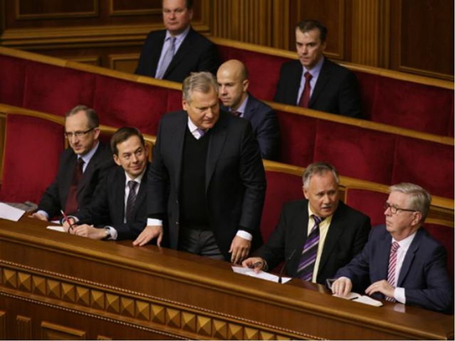 Кокс і Кваснєвський прибули на позачергове засідання Ради 