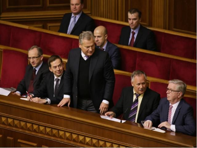 Кокс и Квасьневский прибыли на внеочередное заседание Рады Кокс и Квасьневский прибыли на внеочередное заседание Рады