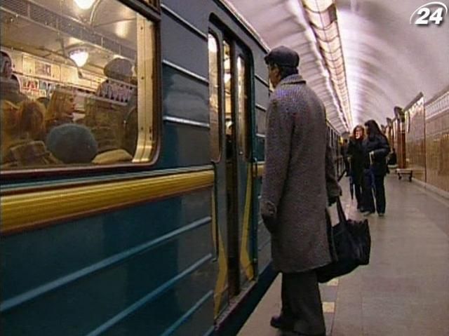 Проїзд у громадському транспорті Києва піднімуть до 3 гривень