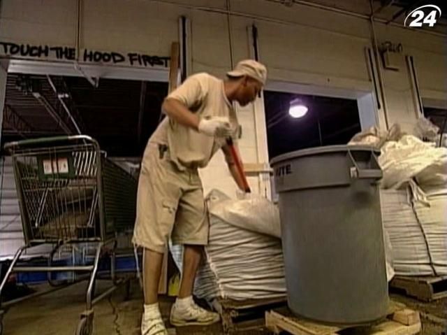 Історії звичайних людей, які розбагатіли на смітті та організації переїздів Історії звичайних людей, які розбагатіли на смітті та організації переїздів