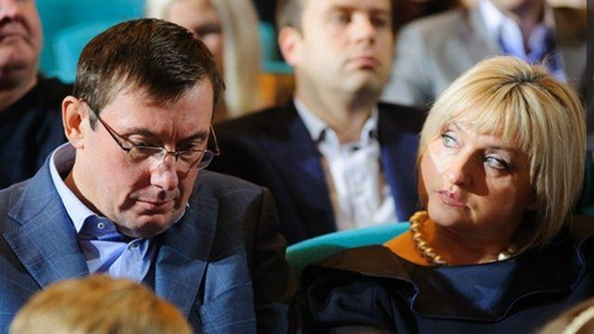 Луценко с женой по просьбе Тимошенко едут к ней Луценко с женой по просьбе Тимошенко едут к ней