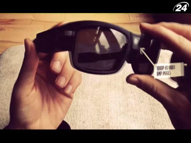 Новинки техніки: особливості LG G Flex, сучасний авіаносець, "розумні окуляри"