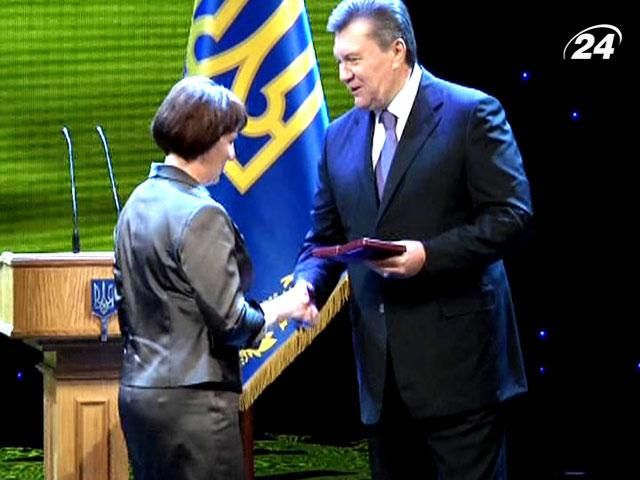 Президент нагородив найкращих металургів "Запоріжсталі" 