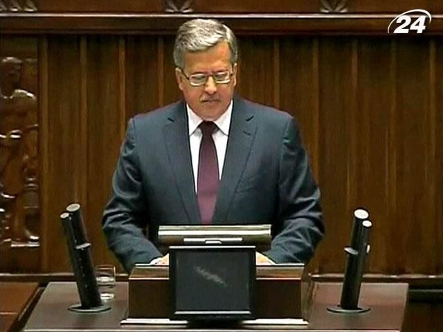 ЕС мог бы отсрочить выполнение Киевом части условий, - Коморовский ЕС мог бы отсрочить выполнение Киевом части условий, - Коморовский