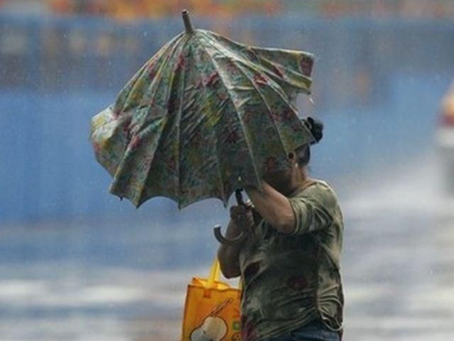 Сьогодні — вітер, дощ та ожеледиця Сьогодні — вітер, дощ та ожеледиця