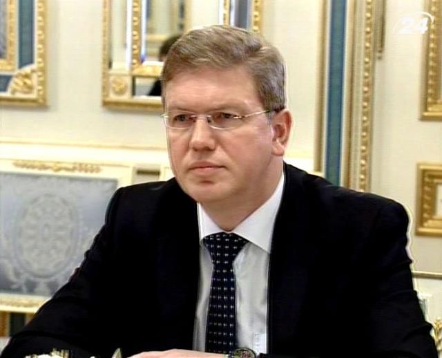 Єврокомісар Фюле сьогодні прибуде до Києва Єврокомісар Фюле сьогодні прибуде до Києва