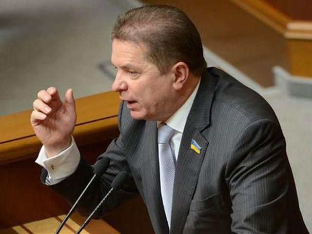 Матч — увечері, робота — вдень, — регіонал про присутність у ВР Матч — увечері, робота — вдень, — регіонал про присутність у ВР