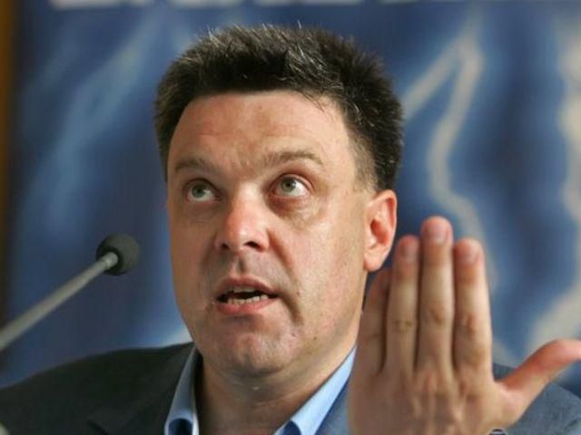 Тягнибок обурений платним входом у музей Голодомору Тягнибок обурений платним входом у музей Голодомору