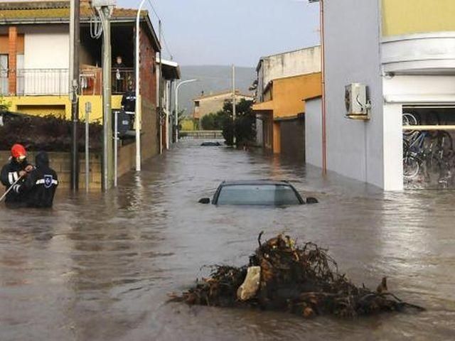 Буря в Италии унесла 14 жизней (Фото)