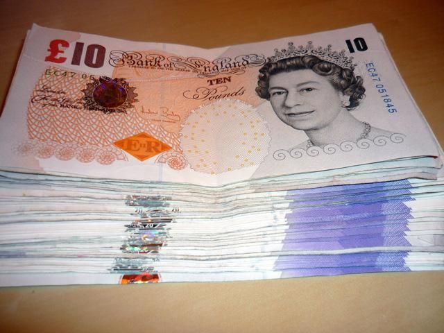 100 тисяч доларів вийняли з річки у Британії 100 тисяч доларів вийняли з річки у Британії