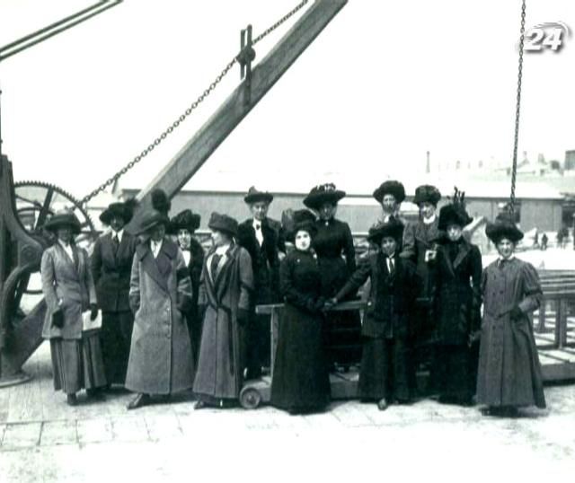 21 ноября - гибель "Британника"