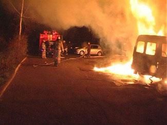 Вандалізм у Києві: невідомі спалили 10 автомобілів (Фото)