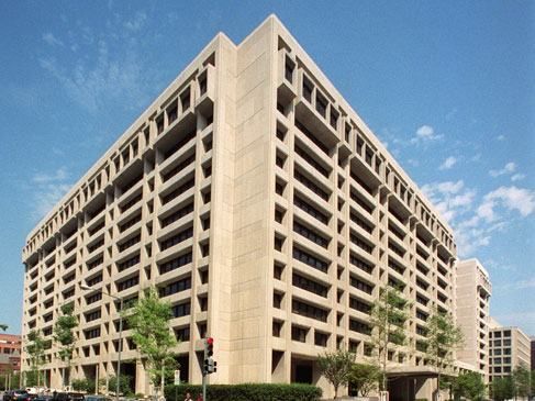 Азаров просит совета у оппозиции, как быть дальше с МВФ Азаров просит совета у оппозиции, как быть дальше с МВФ