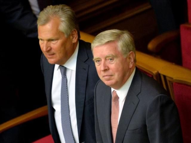 Кокс и Квасьневский снова посетят Тимошенко Кокс и Квасьневский снова посетят Тимошенко