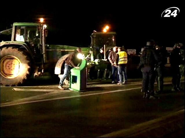 У Парижі через протести фермерів загинула людина