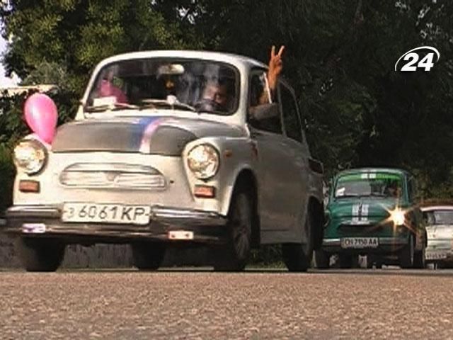 22 ноября - первая партия легендарных "Запорожцев" 22 ноября - первая партия легендарных "Запорожцев"