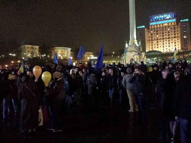Луценко вважає, що 100 тисяч на Майдані можуть змусити ЄС підписати Угоду 