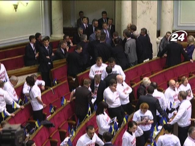 Сегодня в Раде рассмотрят вопрос Тимошенко Сегодня в Раде рассмотрят вопрос Тимошенко