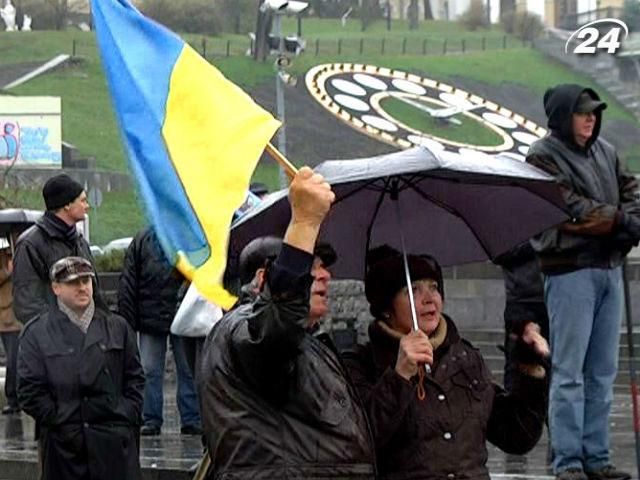 Мітингувальники з Майдану поки не планують розходитись Мітингувальники з Майдану поки не планують розходитись