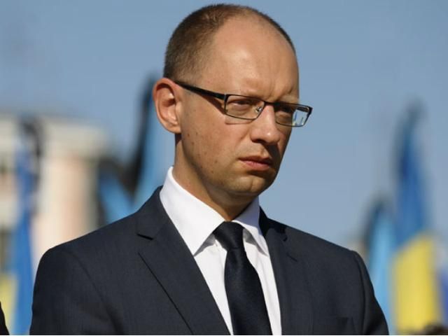 Украинцы должны выходить на Майдан ради будущего страны, - Яценюк Украинцы должны выходить на Майдан ради будущего страны, - Яценюк