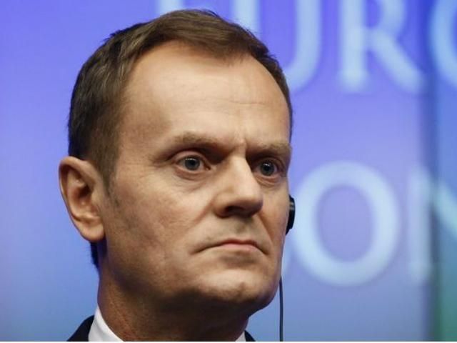 Якщо буде хоч тінь шансу - Коморовський прилетить в Україну перед самітом, - Туск Якщо буде хоч тінь шансу - Коморовський прилетить в Україну перед самітом, - Туск