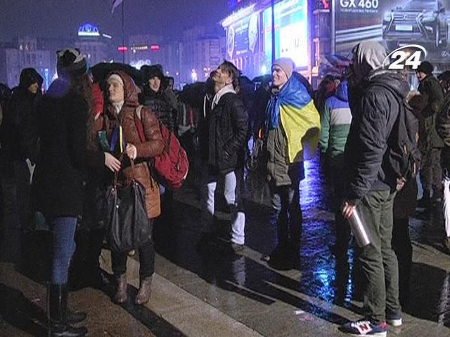 Ввечері на столичному Євромайдані перебувало кілька тисяч людей