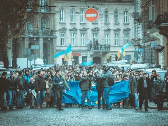 "Батькивщина" зовет студентов на бессрочную забастовку