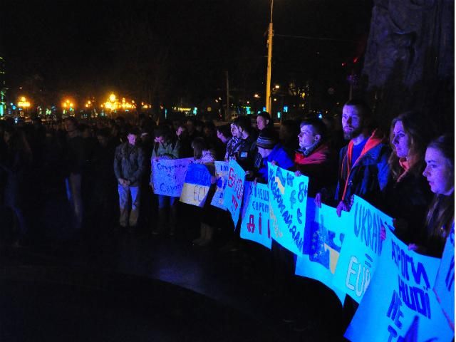 Глава ЛОГА Сало назвал "технической ошибкой" запрет Евромайдана в Львове Глава ЛОГА Сало назвал "технической ошибкой" запрет Евромайдана в Львове