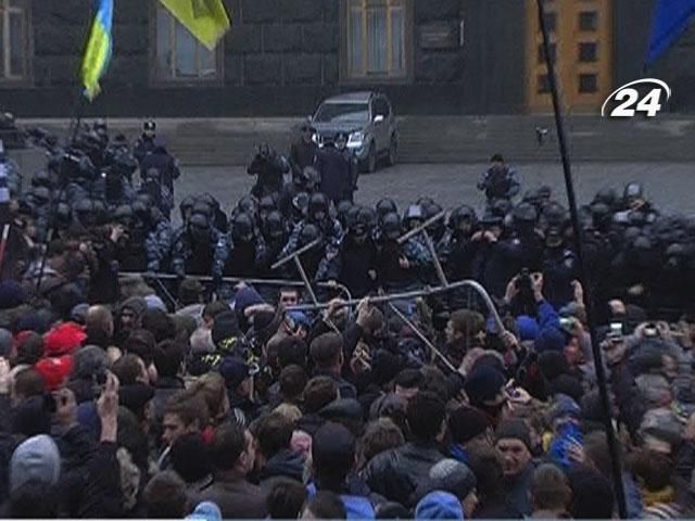 Сльозогінний газ застосували законно, - міліція Сльозогінний газ застосували законно, - міліція