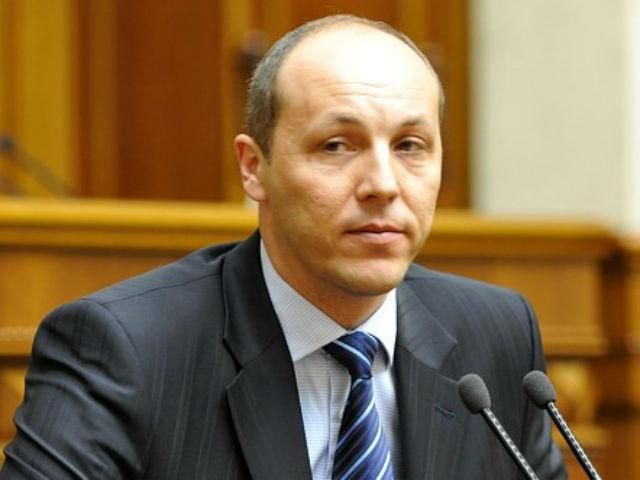 Після сутички з "Беркутом" госпіталізували кілька людей, - Парубій Після сутички з "Беркутом" госпіталізували кілька людей, - Парубій