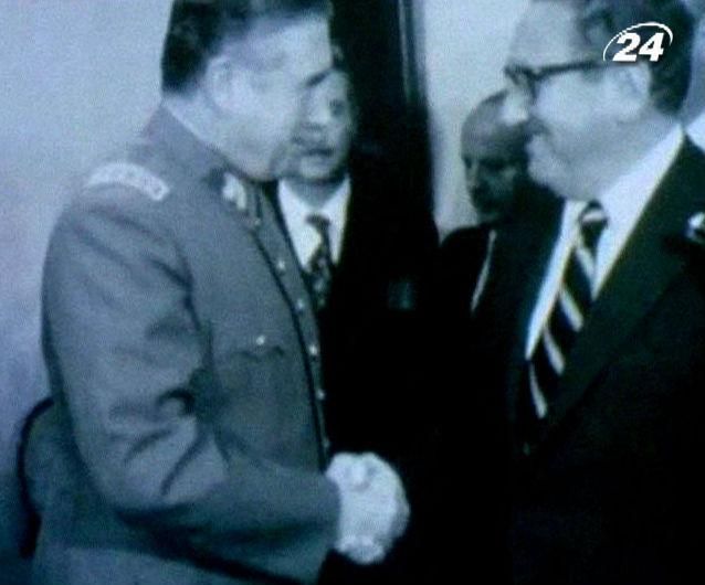 25 листопада народився диктатор Піночет 25 листопада народився диктатор Піночет