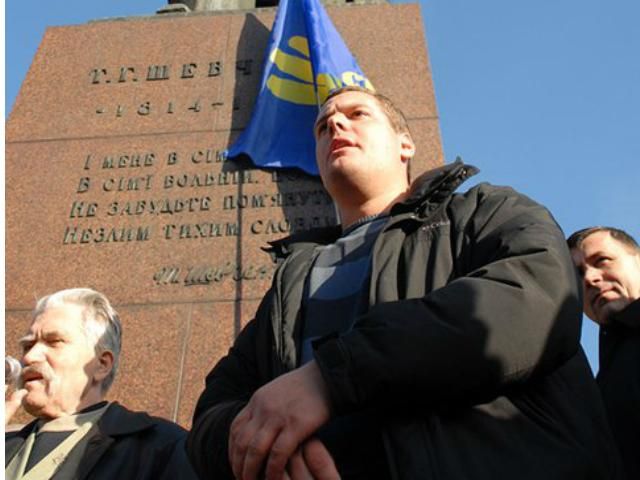 "Беркут" зламав руку свободівцю, - Іллєнко "Беркут" зламав руку свободівцю, - Іллєнко