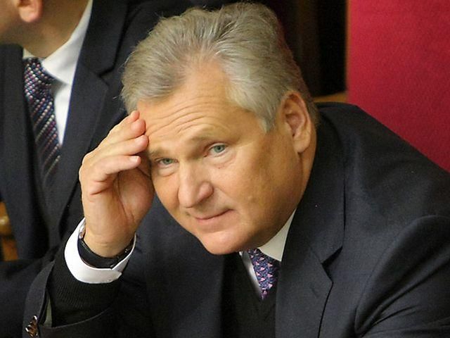 Квасьневский ведет переговоры относительно последнего шанса Украины, - СМИ Квасьневский ведет переговоры относительно последнего шанса Украины, - СМИ