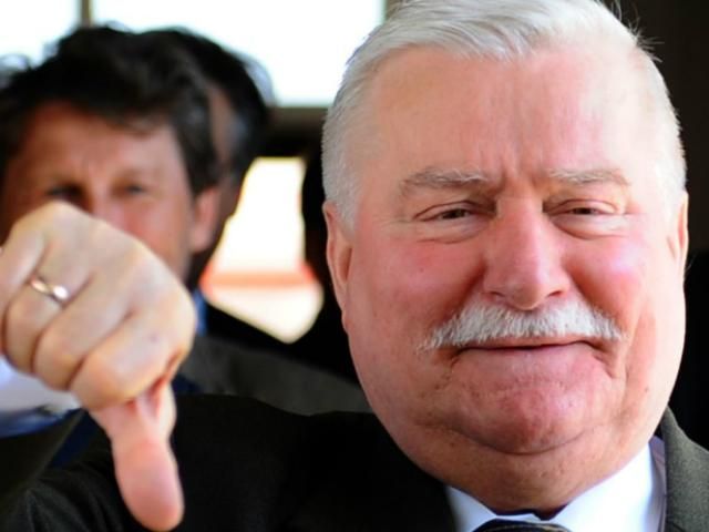 Евросоюз не достаточно силен, чтобы протянуть руку Украине Евросоюз не достаточно силен, чтобы протянуть руку Украине