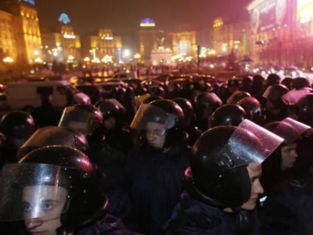 У міліції запевняють, що вони не затримували вантажівку із апаратурою на Євромайдані У міліції запевняють, що вони не затримували вантажівку із апаратурою на Євромайдані