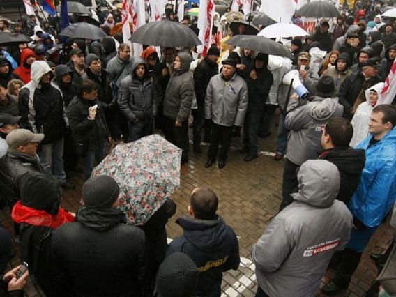 Євромайдан. 6 людей госпіталізовано з невідомою хворобою, - ЗМІ Євромайдан. 6 людей госпіталізовано з невідомою хворобою, - ЗМІ