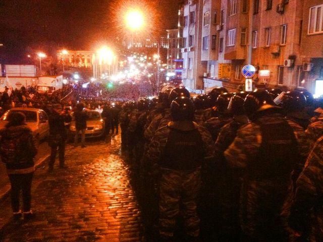 Євромайдан. Нардеп повідомив про вибухівку на Європейській площі, — міліція