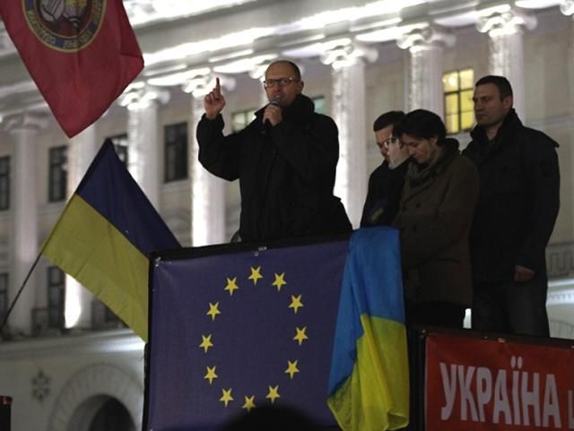 Євромайдан показав, що між людьми і політиками можливий консенсус, - політолог Євромайдан показав, що між людьми і політиками можливий консенсус, - політолог