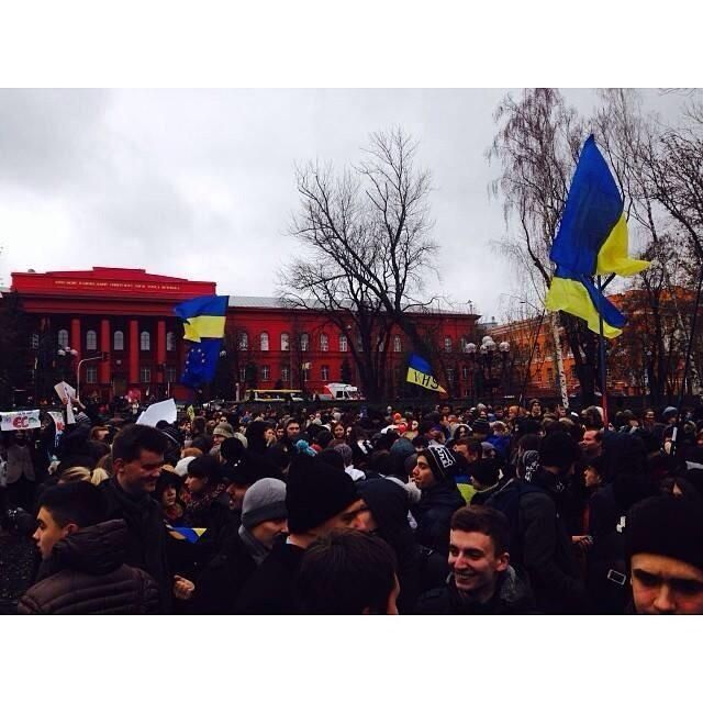 Євромайдан. Студенти не хотіли слухати Кличка на своєму мітингу