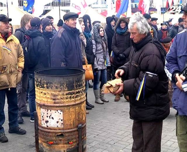 Євромайдан. Жити в наметовому містечку стане комфортніше, - обіцяють депутати