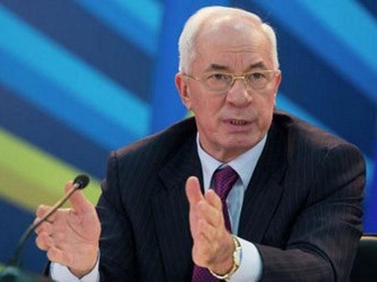 Ситуация в стране спокойная, а не такая, как показывает ТВ, - Азаров Ситуация в стране спокойная, а не такая, как показывает ТВ, - Азаров