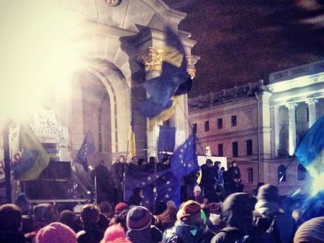 Глава Сейма Литвы выступила на киевском Евромайдане Глава Сейма Литвы выступила на киевском Евромайдане