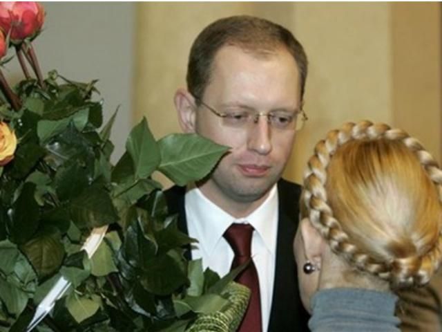 Яценюк зізнався, що подарує Тимошенко на день народження 