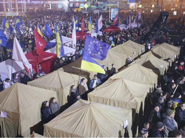 На Европейской площади сворачивают палаточный городок