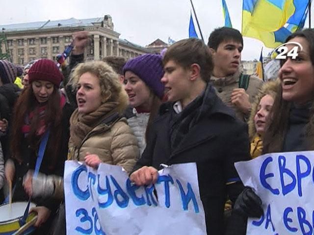 Опозиція закликала пікетувати засідання Кабміну Опозиція закликала пікетувати засідання Кабміну