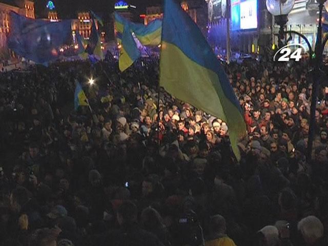 Після об’єднання київський Євромайдан вистояв шосту ніч