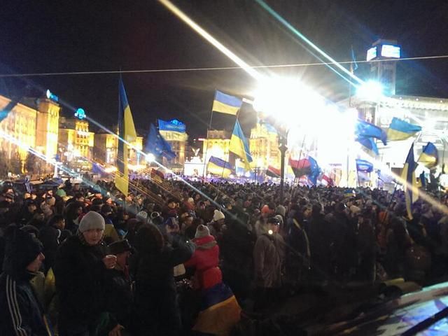 Власти будут свозить бюджетников в Киев на альтернативный протест Власти будут свозить бюджетников в Киев на альтернативный протест