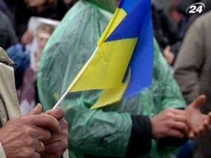 Активістам Євромайдану допомагає досвід попередників, які виходили на Майдан Активістам Євромайдану допомагає досвід попередників, які виходили на Майдан